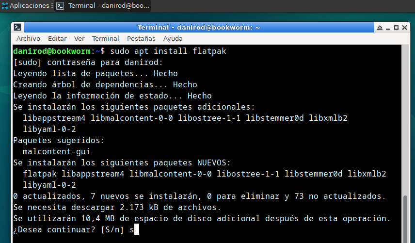 Pantallazo de una terminal con el procedimiento de instalación de Flatpak.